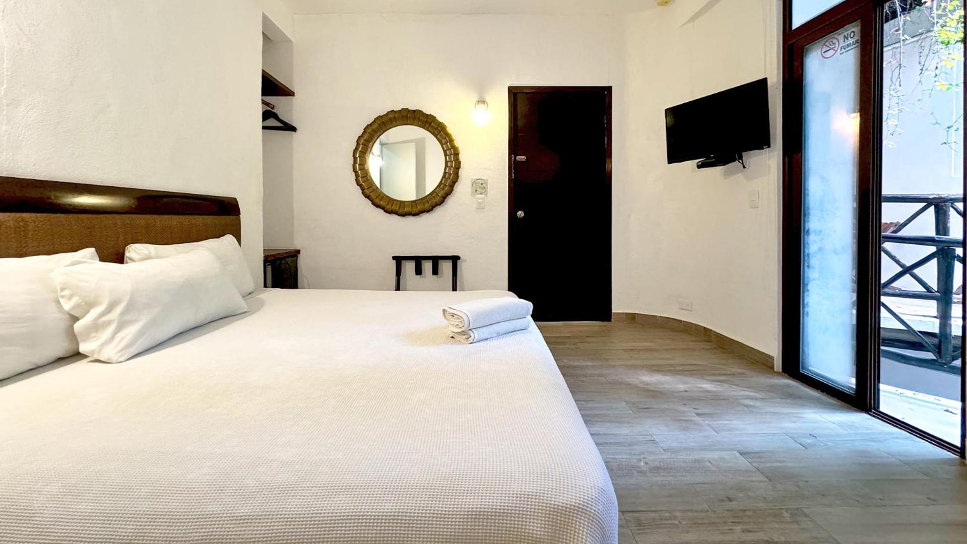 Siesta Fiesta Hotel Adults Only - 5Th Avenue Плайя-дель-Кармен Екстер'єр фото