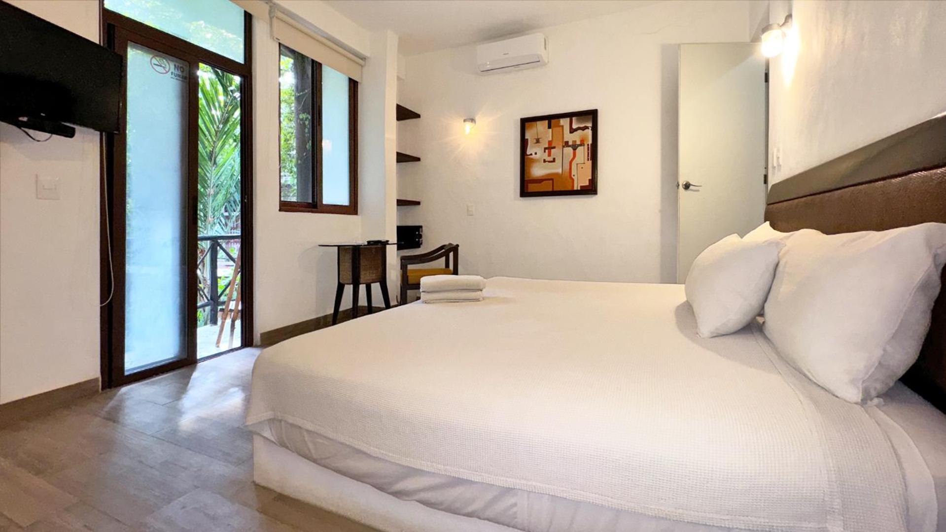 Siesta Fiesta Hotel Adults Only - 5Th Avenue Плайя-дель-Кармен Екстер'єр фото