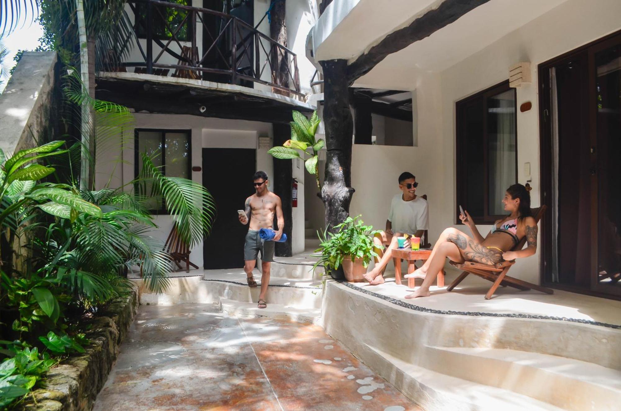 Siesta Fiesta Hotel Adults Only - 5Th Avenue Плайя-дель-Кармен Екстер'єр фото