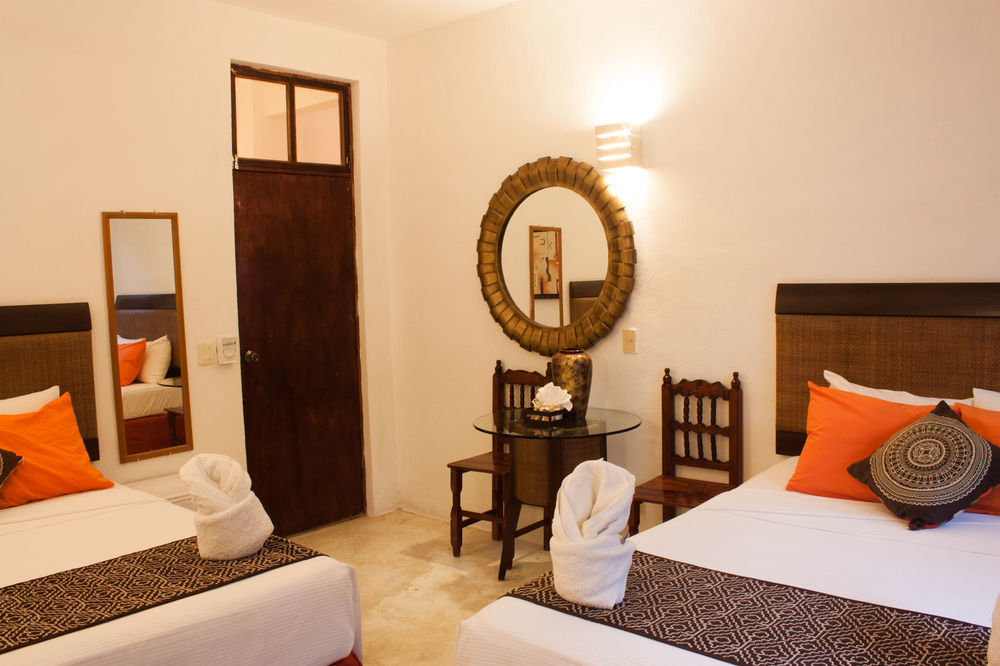 Siesta Fiesta Hotel Adults Only - 5Th Avenue Плайя-дель-Кармен Екстер'єр фото